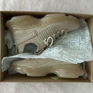 Steve Madden Maxima Blush Sneakers